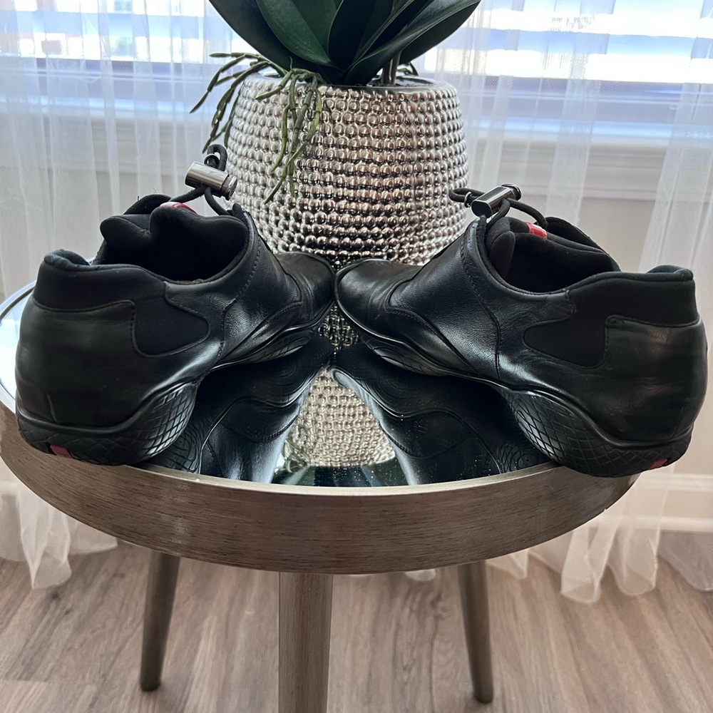 Women’s vintage Prada, Italian leather loafers with drawstring….. - Picture 4 of 12